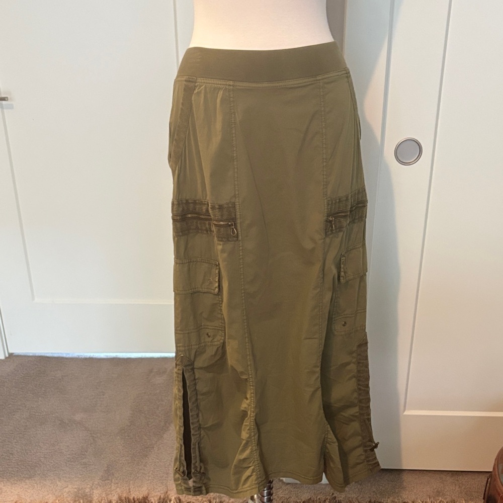 XCVI Olive Green Midi Cargo Skirt NWT Sz S